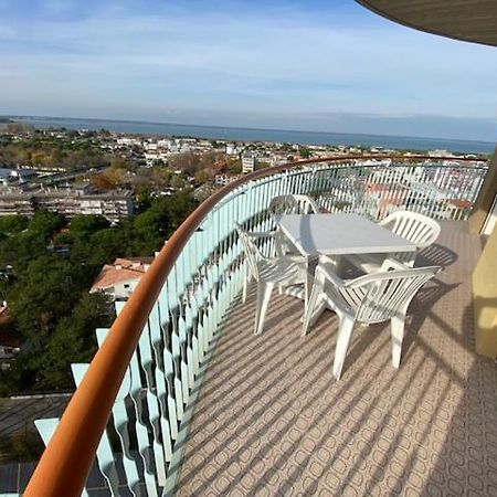 Cond Torre Daire Lignano Sabbiadoro Dış mekan fotoğraf